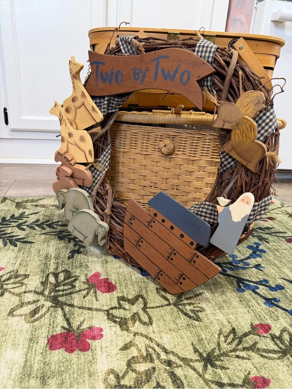 Vintage Noah’s Ark Nursery Wreath Handmade Wooden 3D Christianity Noah’s Ark